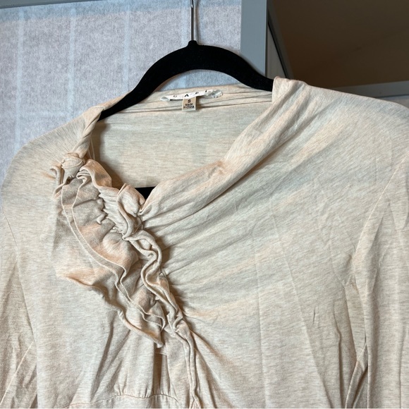 Cabi oatmeal colored long sleeved top - Picture 3 of 6